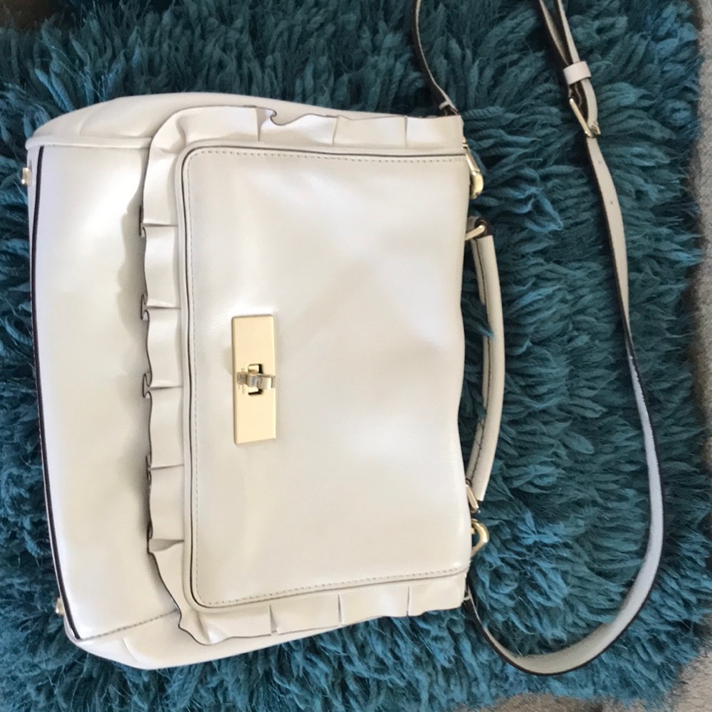 Kate Spade Like new leatheradjustable shoulder bag